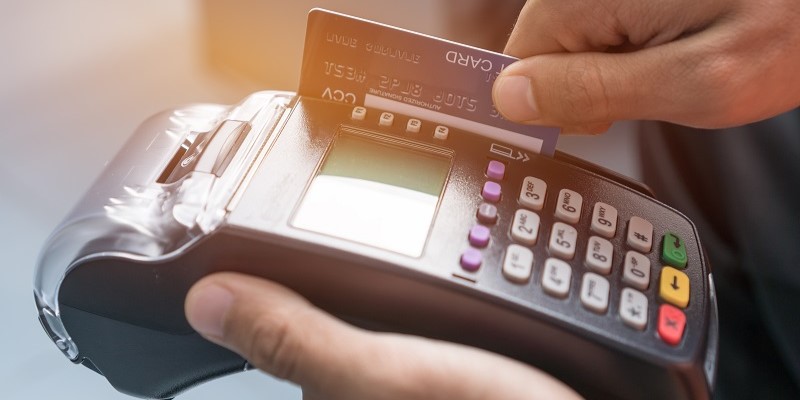 刷卡換現金行情好嗎？一定要找收費透明、公開的平台！